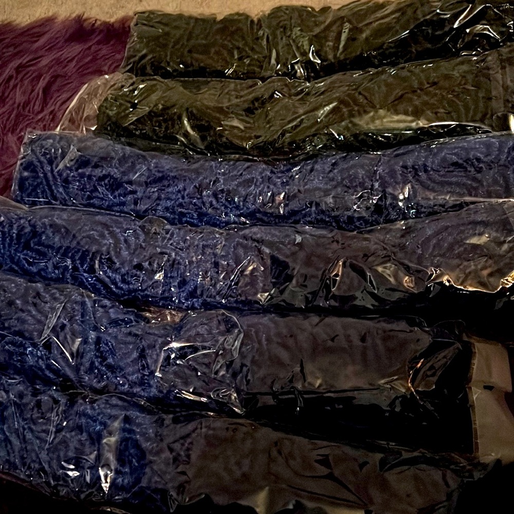 Faux locs 36in blue and black